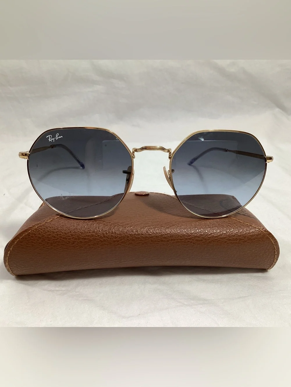 Ray-Ban Jack RB3565 Sunglasses Blue Gradient Lens Gold Frame Unisex Italy 55mm
